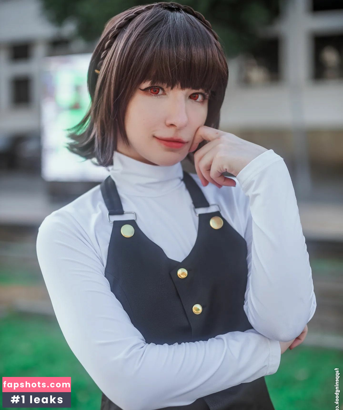 Faye Tan gallery photo #31