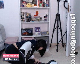 Faye Tan gallery photo #41