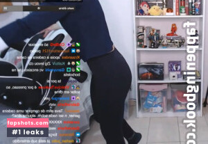 Faye Tan gallery photo #43