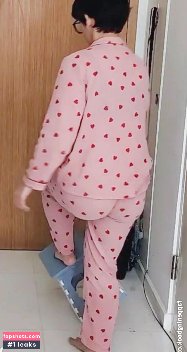 Faye Tan gallery photo #53