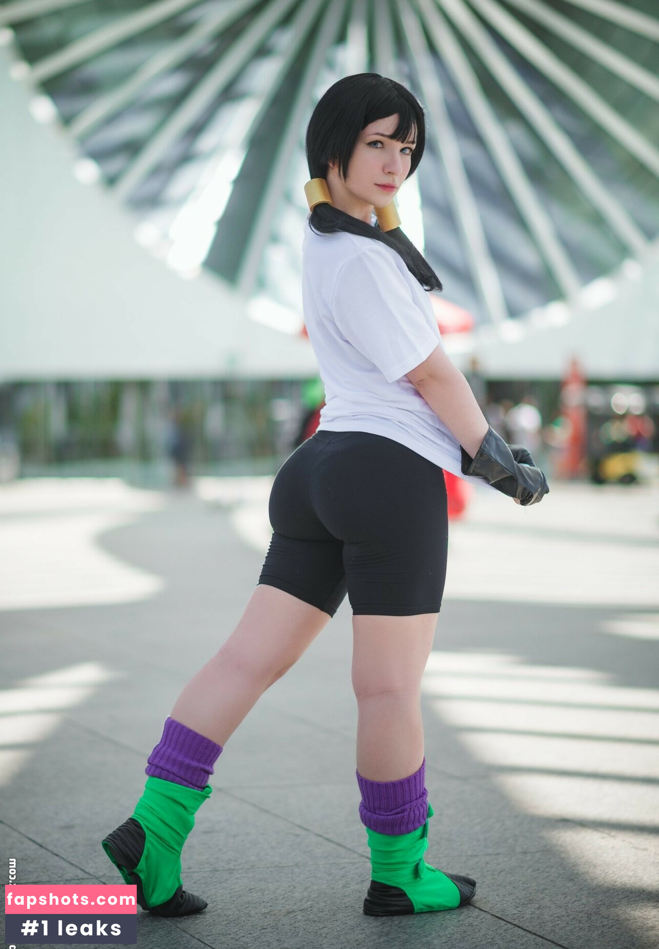 Faye Tan gallery photo #57