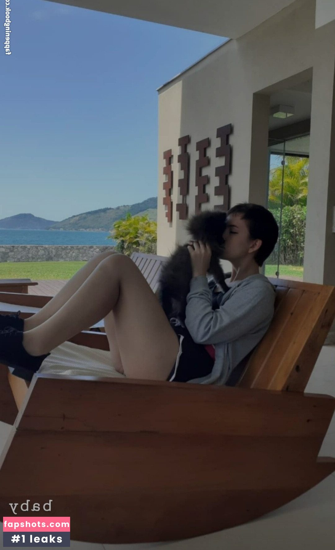 Faye Tan gallery photo #60