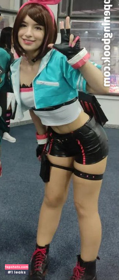 Faye Tan gallery photo #66