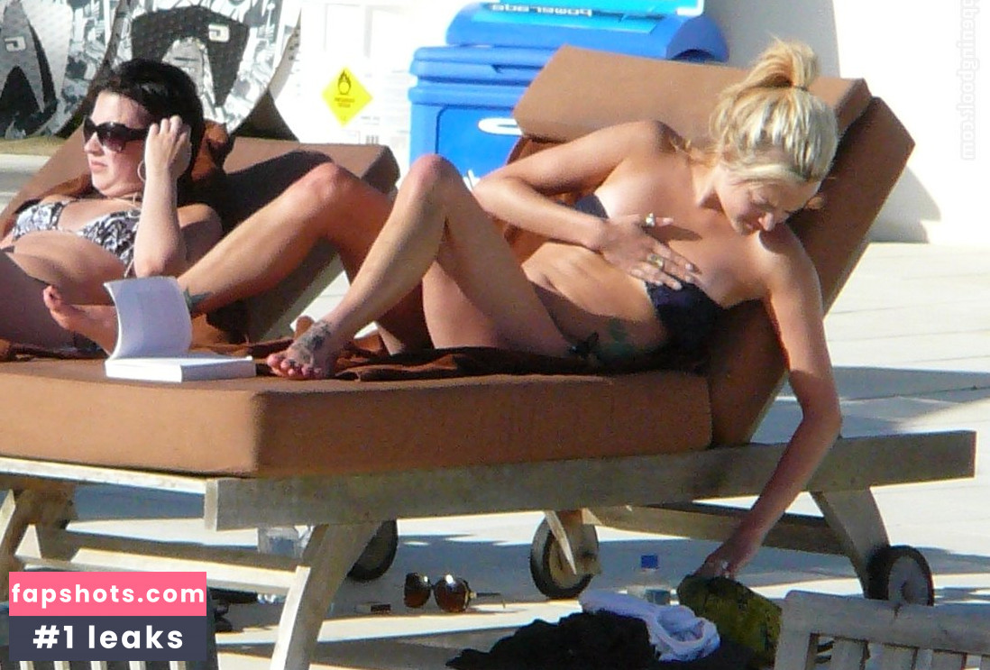 Fearne Cotton gallery photo #75