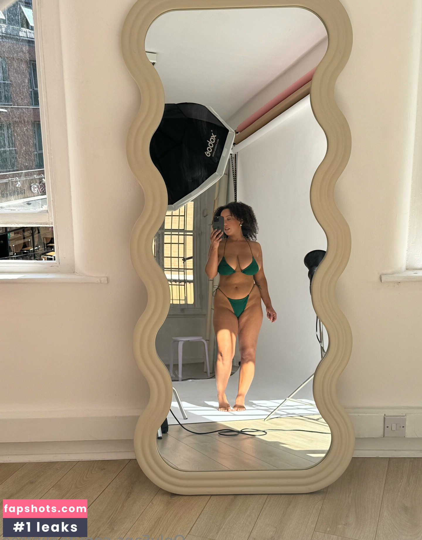 feelinfree gallery photo #3