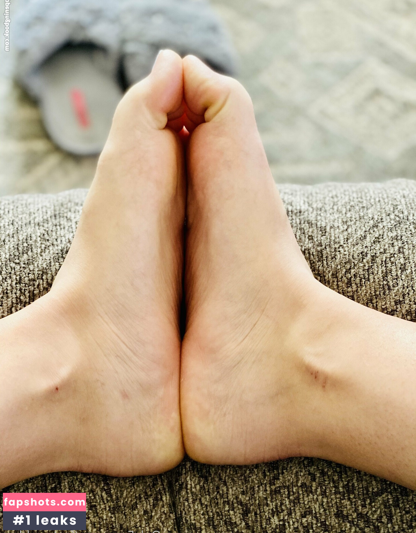 feet-goddezz gallery photo #2