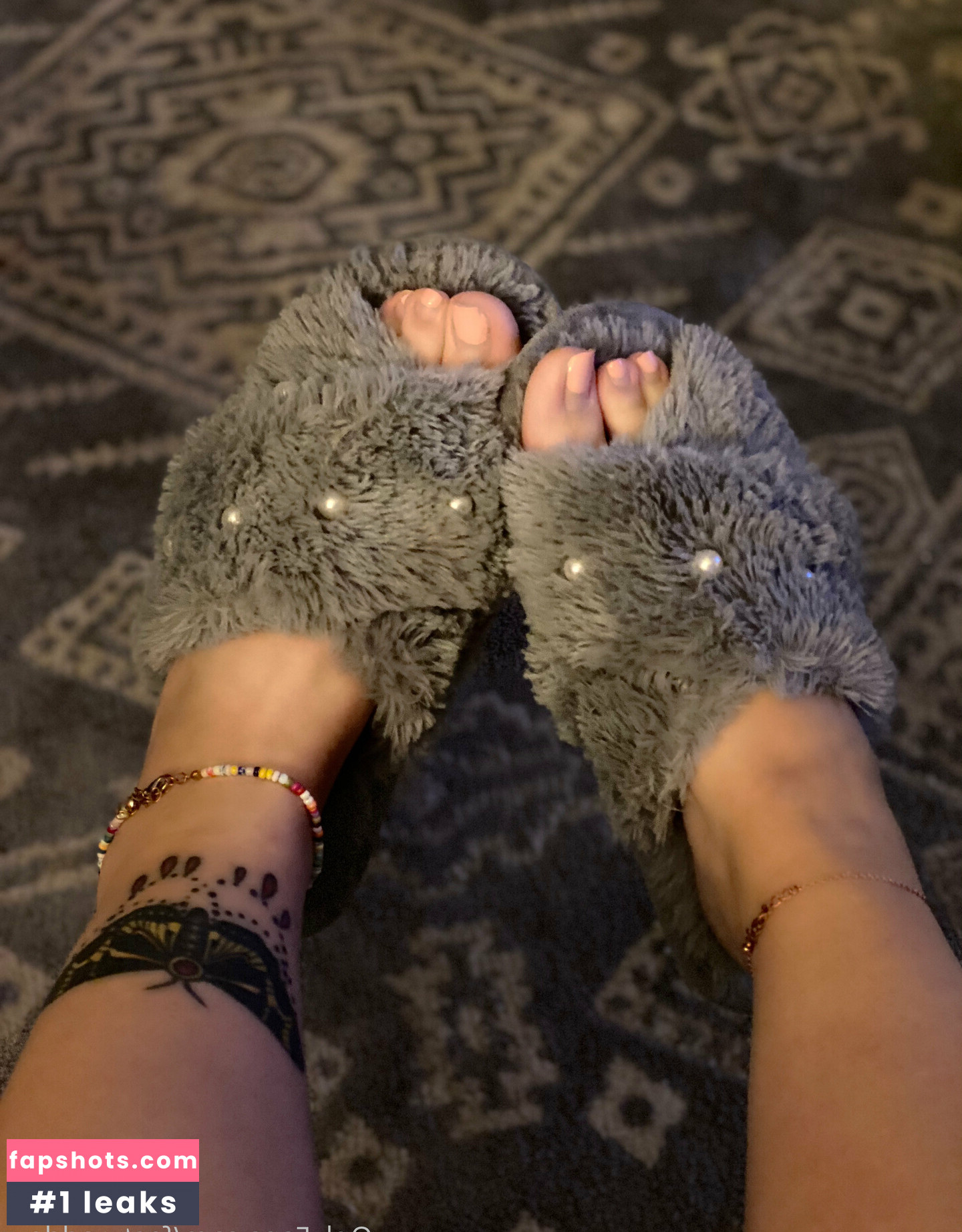 feet-goddezz gallery photo #8