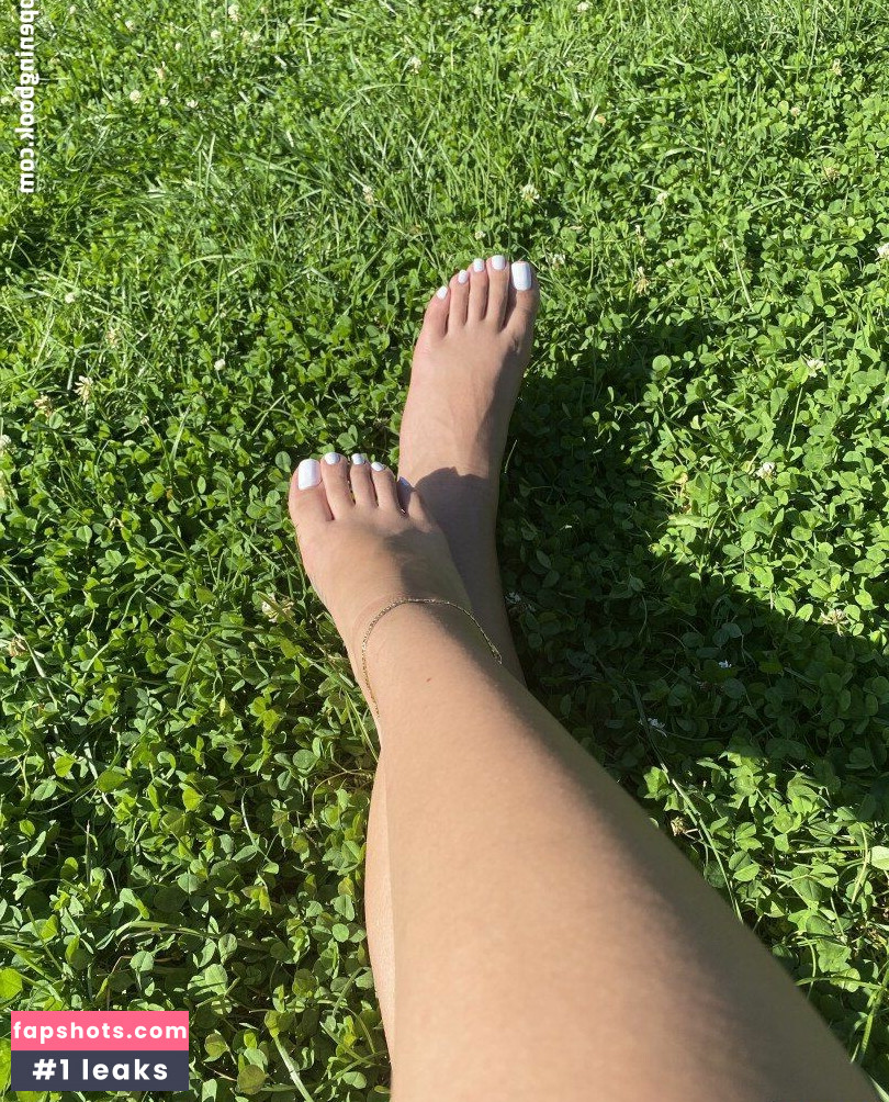 FeetBySvett gallery photo #5