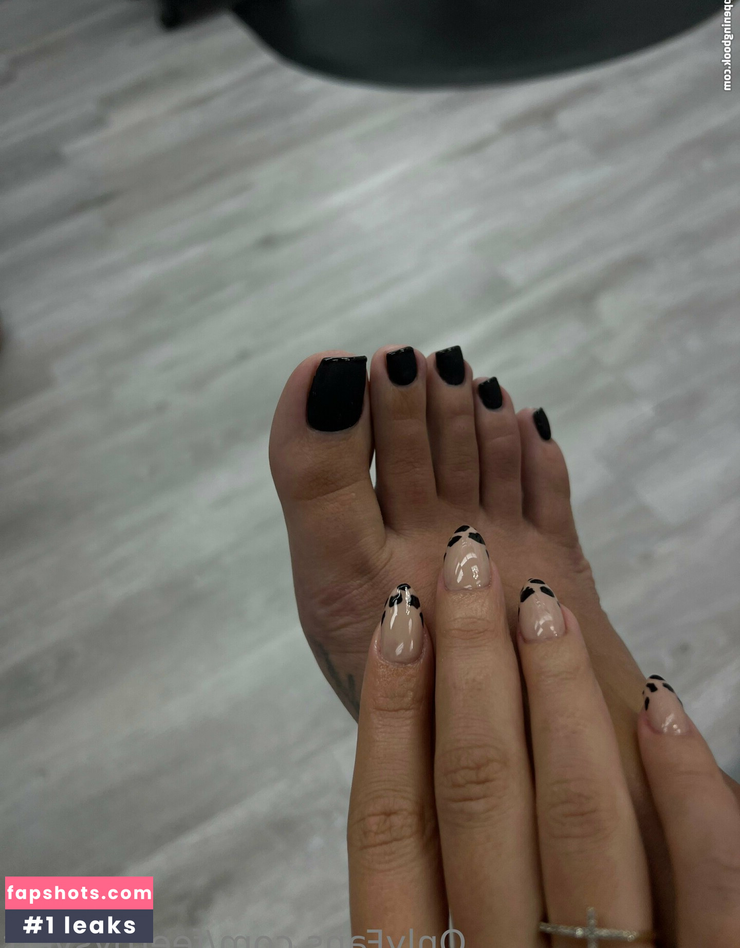 FeetBySvett gallery photo #57