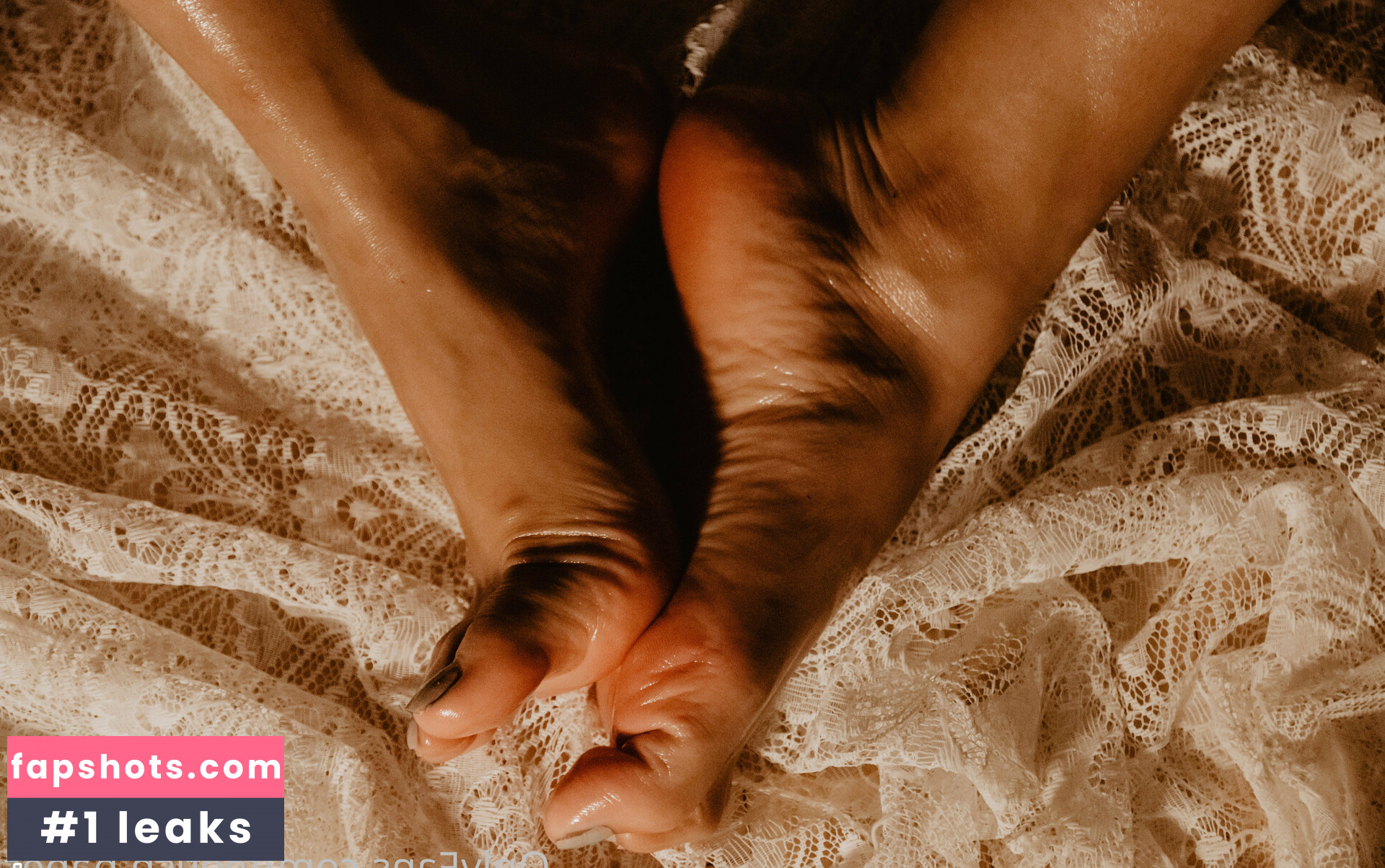 feetish.babes gallery photo #2