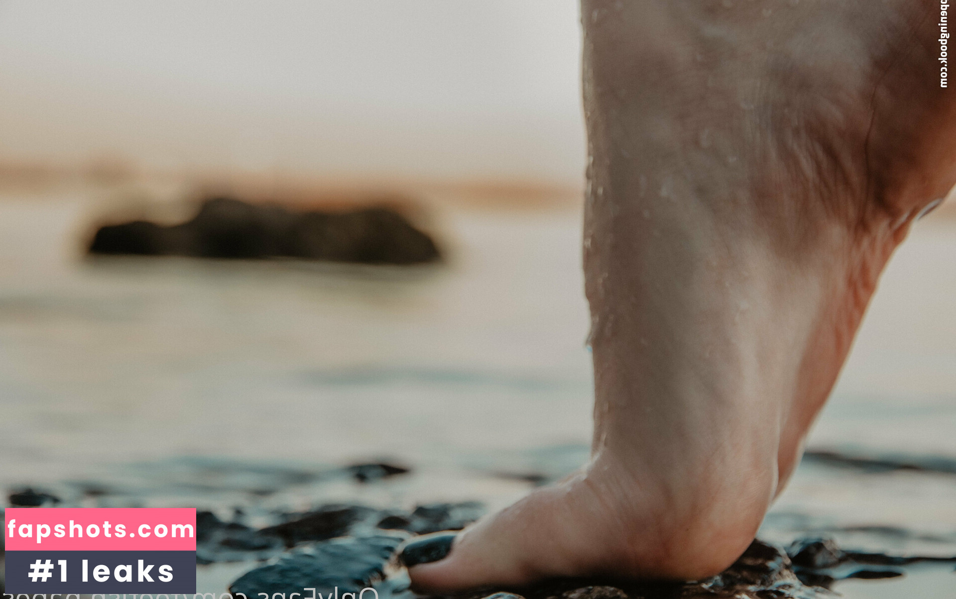 feetish.babes gallery photo #12