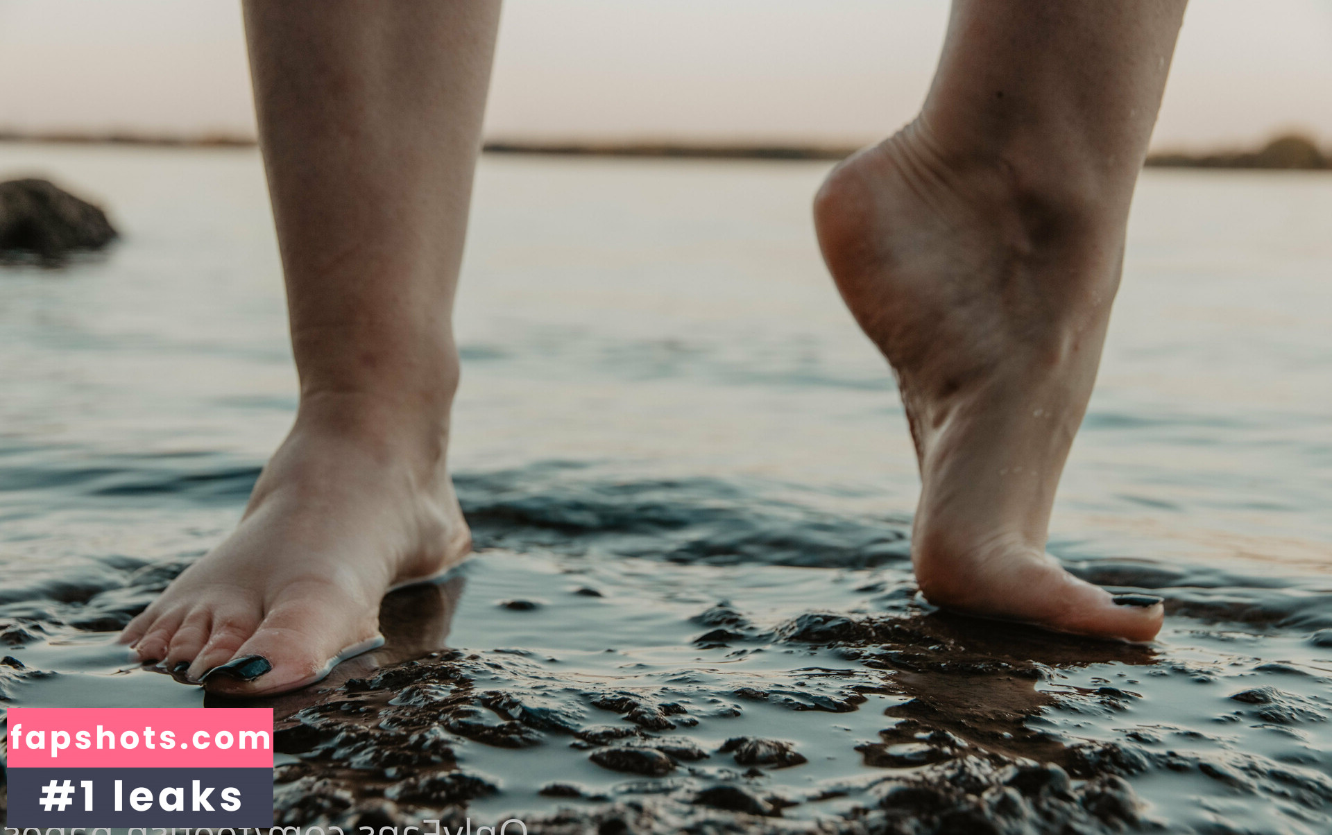 feetish.babes gallery photo #19