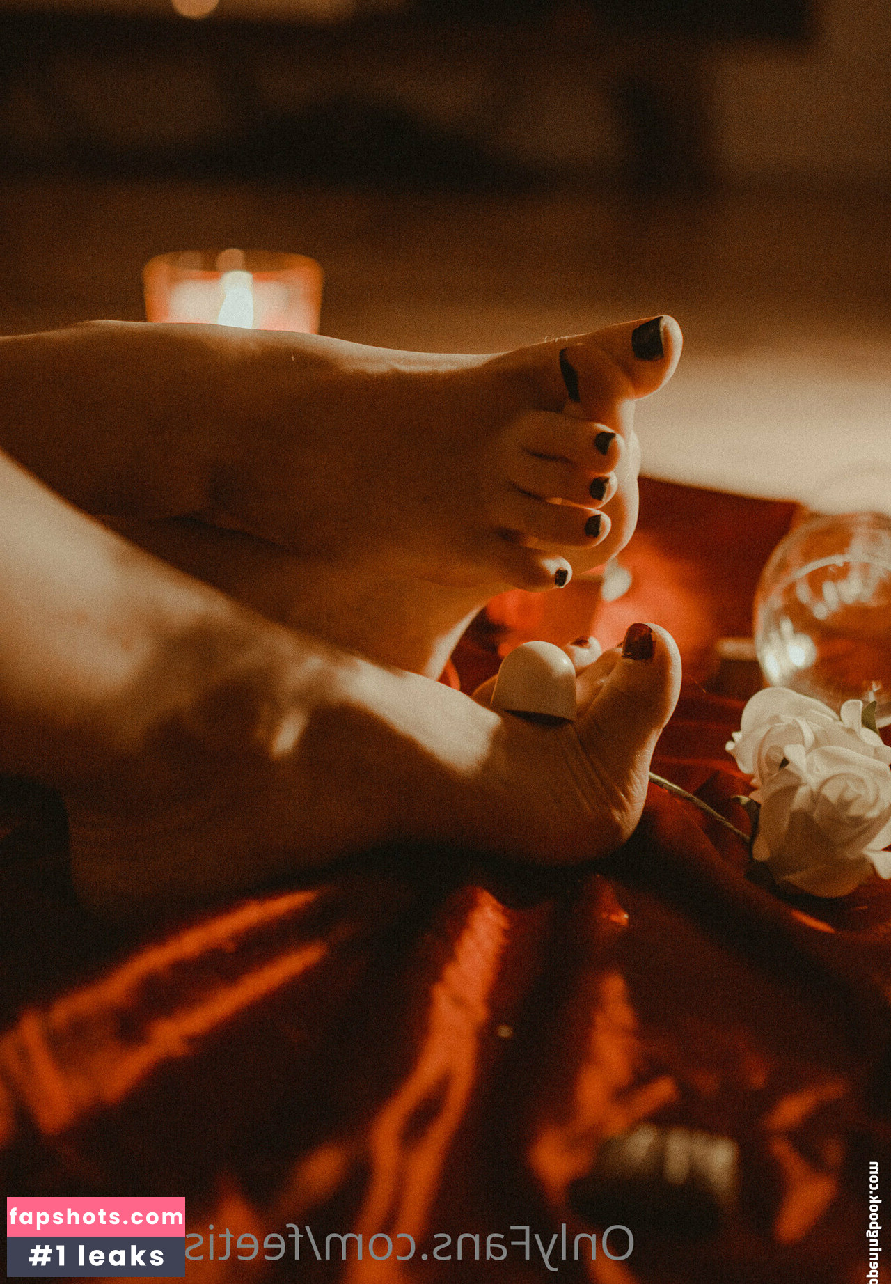 feetish.babes gallery photo #4