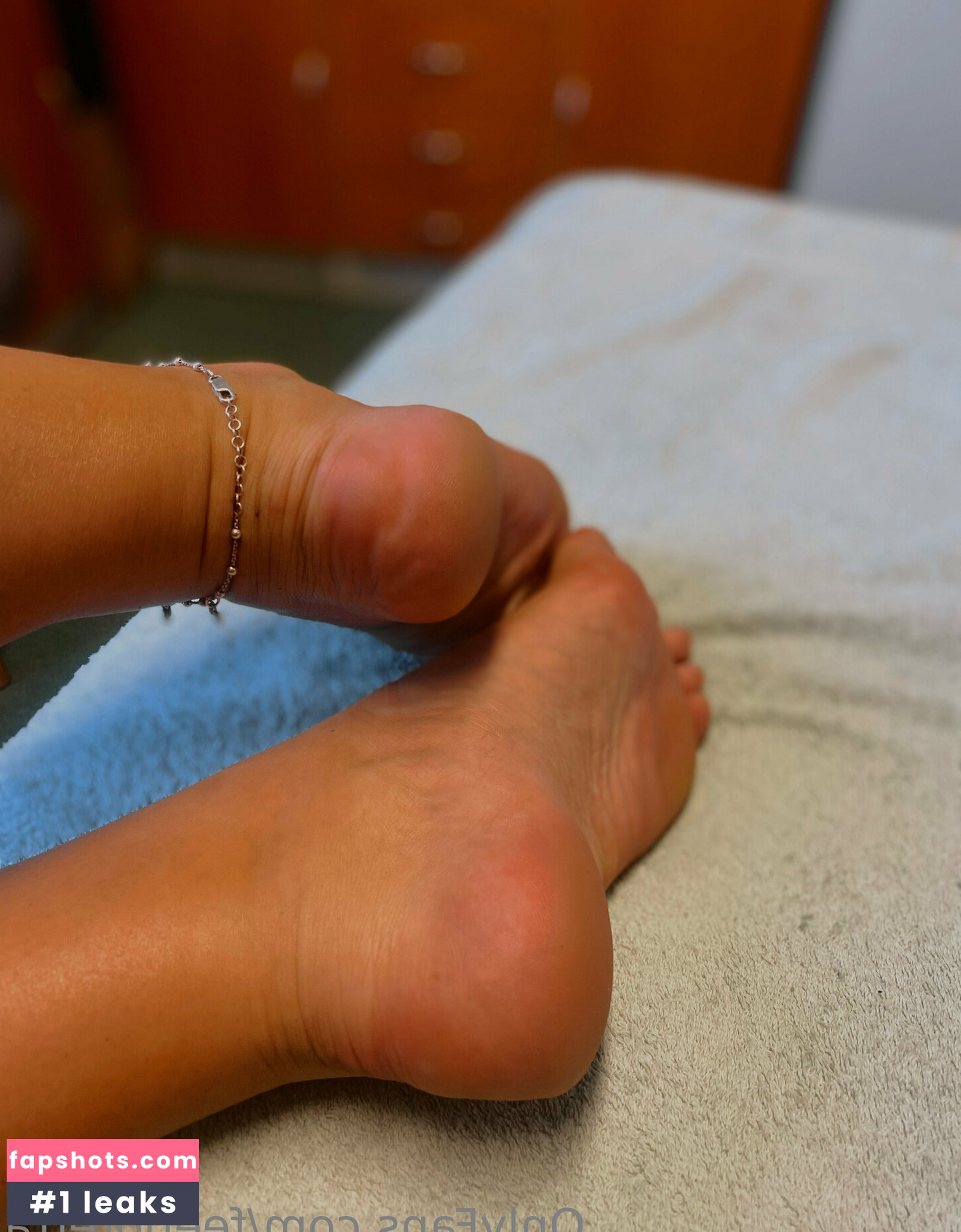 feetloretta Nude Leaks OnlyFans Photos #25 - LeakJerk