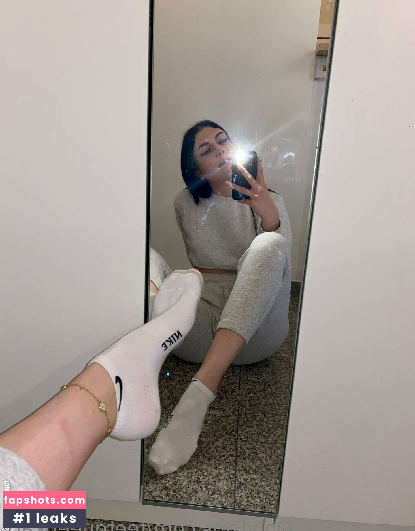 feetqueenkaty gallery photo #3