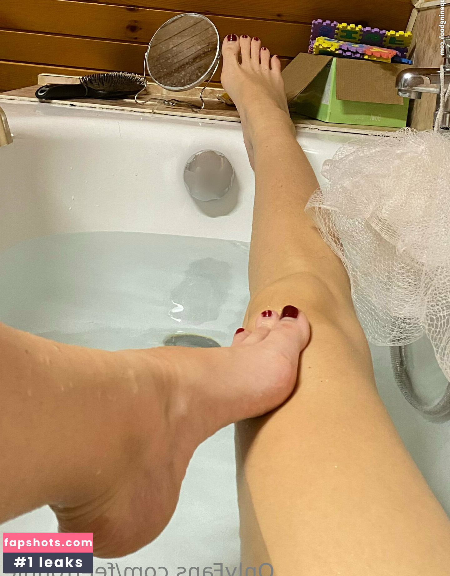 feetronnie gallery photo #31