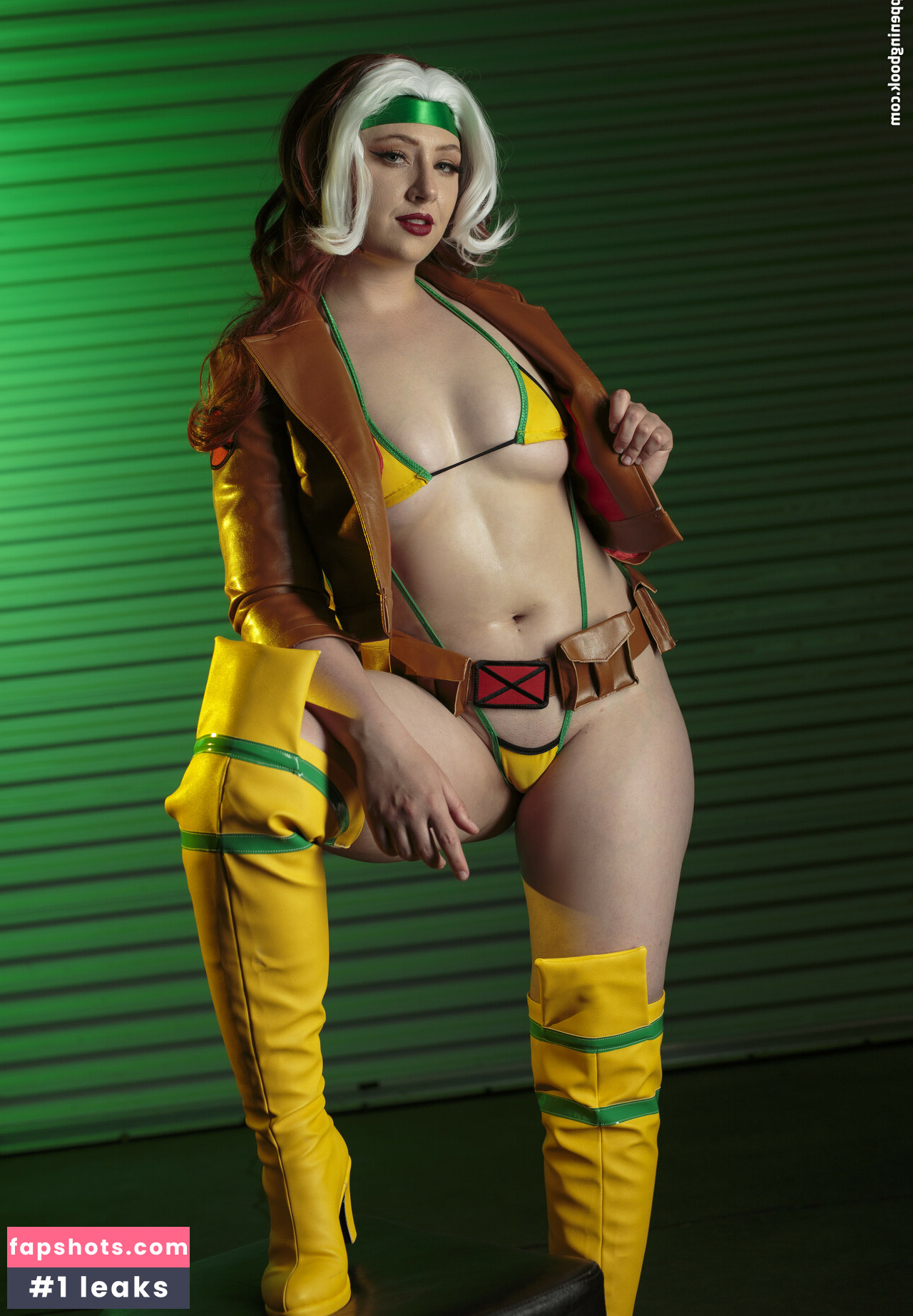 Feisty Vee gallery photo #38