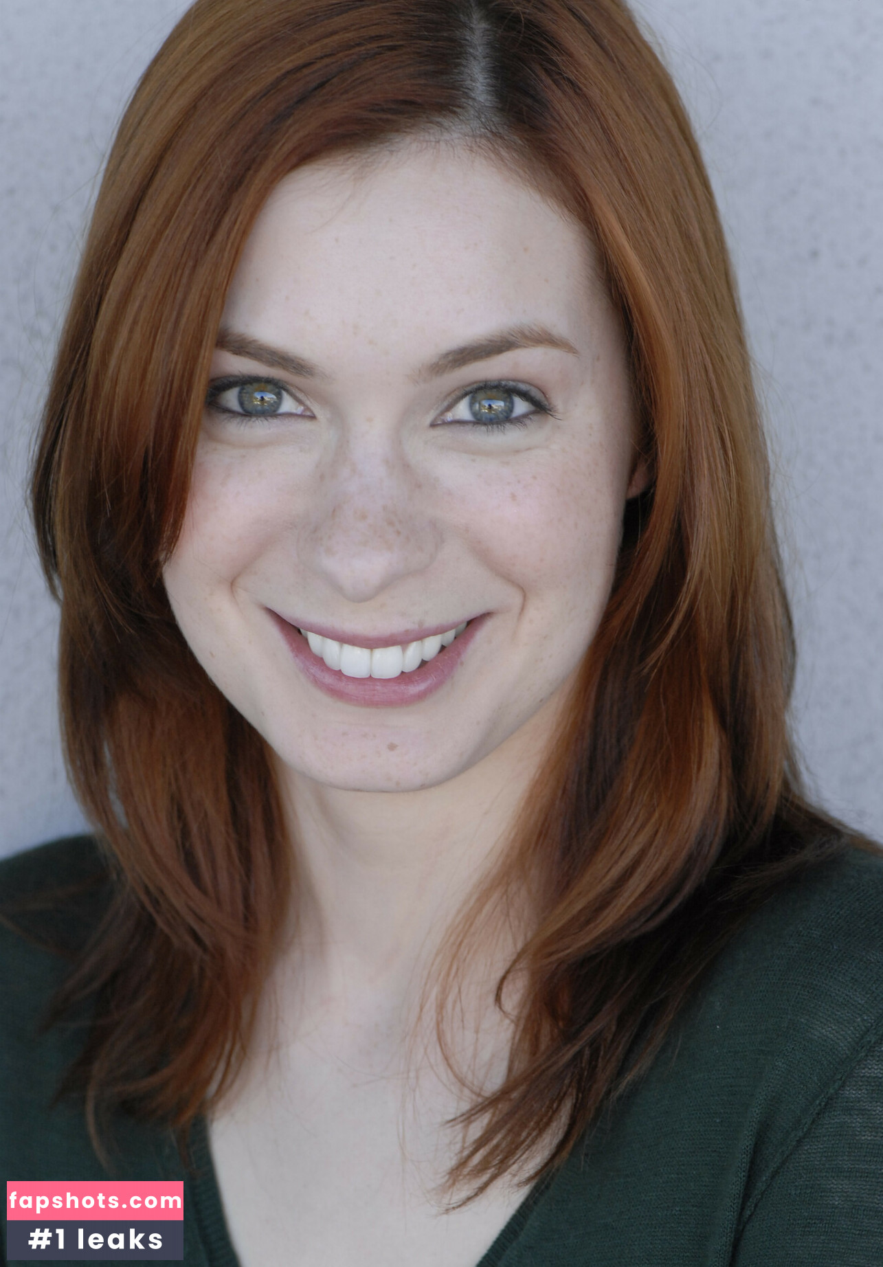 Felicia Day gallery photo #19
