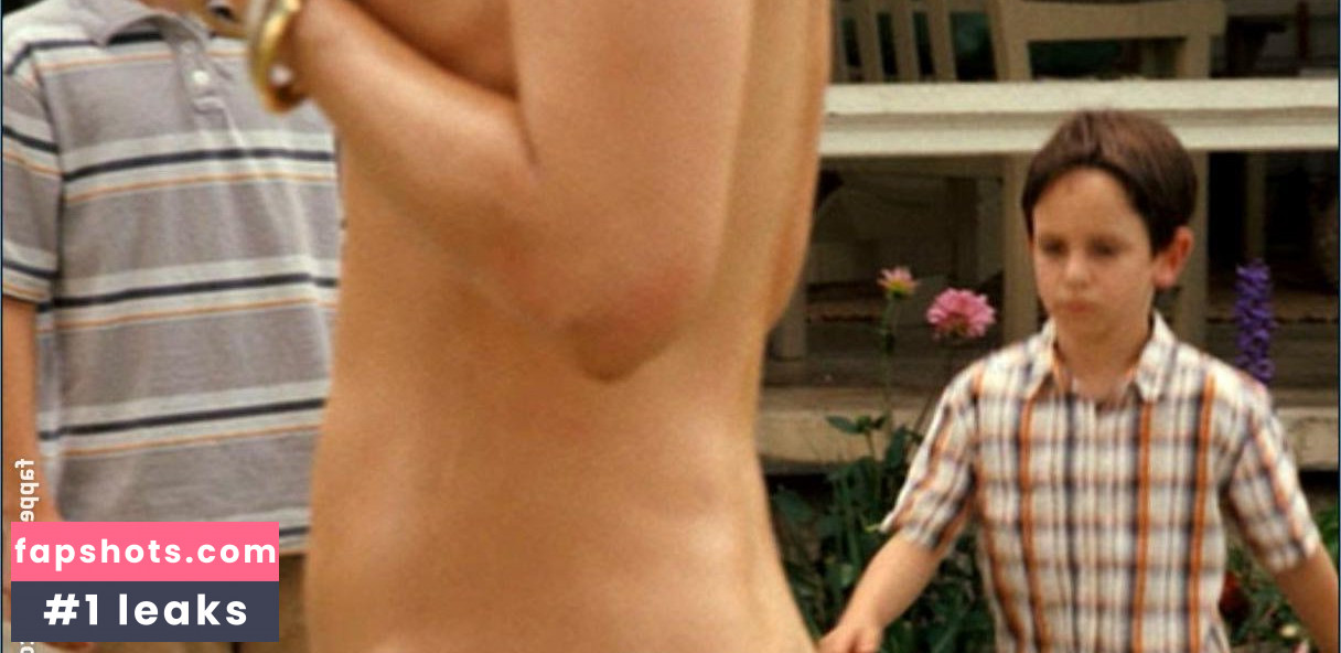 Felicity Huffman Nude Leaks OnlyFans Photos #27 - LeakJerk