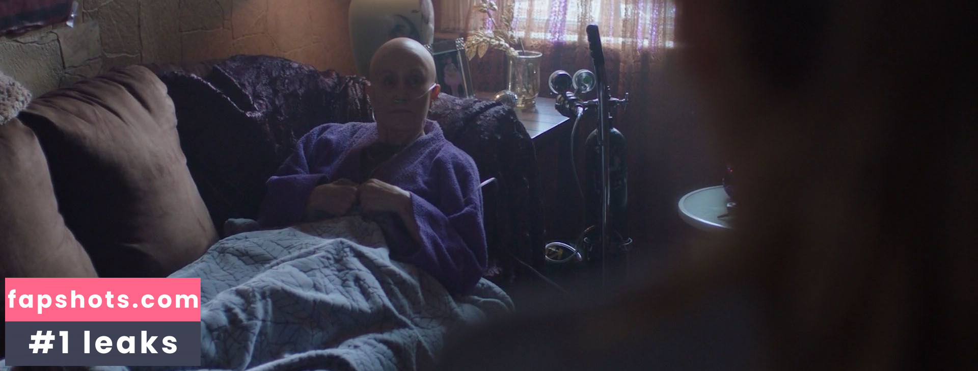 Felicity Huffman Nude Leaks OnlyFans Photos #4 - LeakJerk