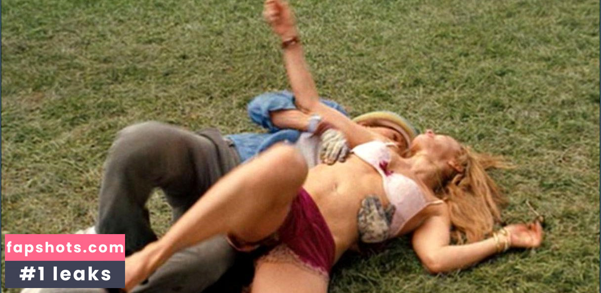 Felicity Huffman Nude Leaks OnlyFans Photos #31 - LeakJerk