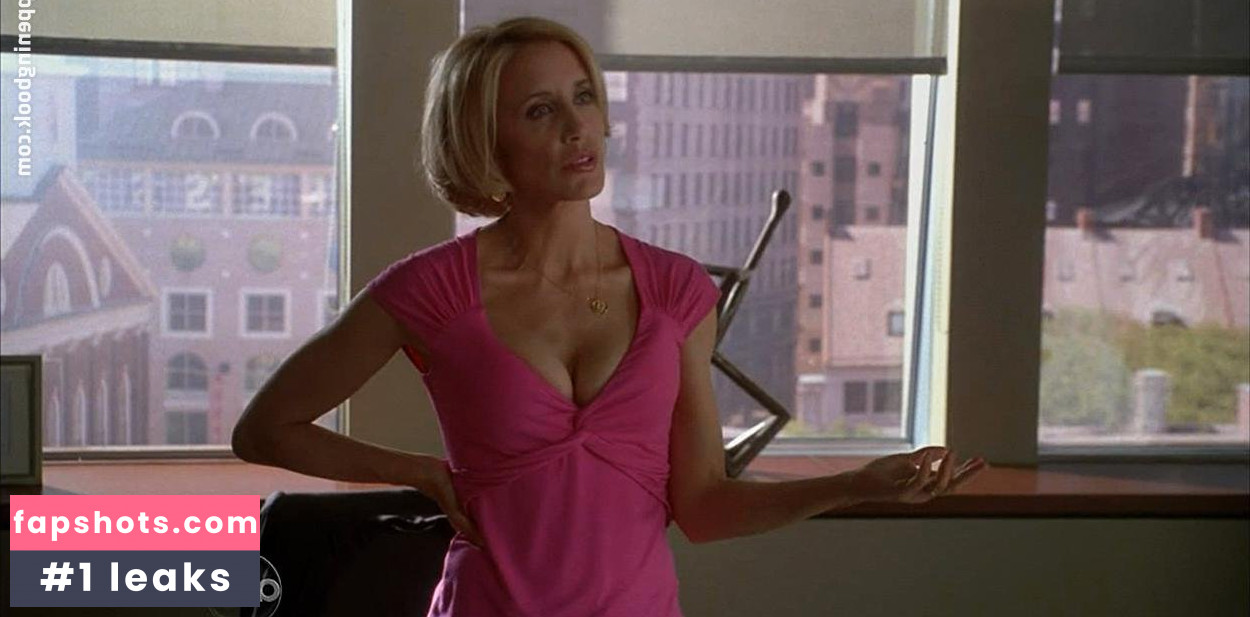 Felicity Huffman Nude Leaks OnlyFans Photos #32 - LeakJerk
