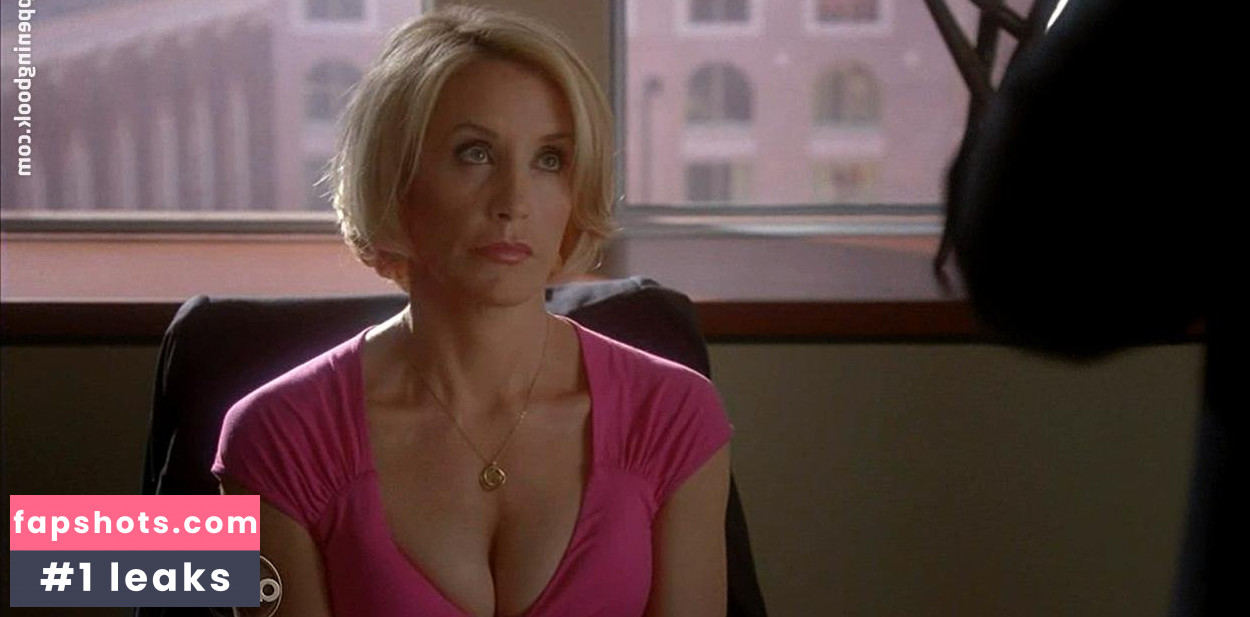 Felicity Huffman Nude Leaks OnlyFans Photos #37 - LeakJerk