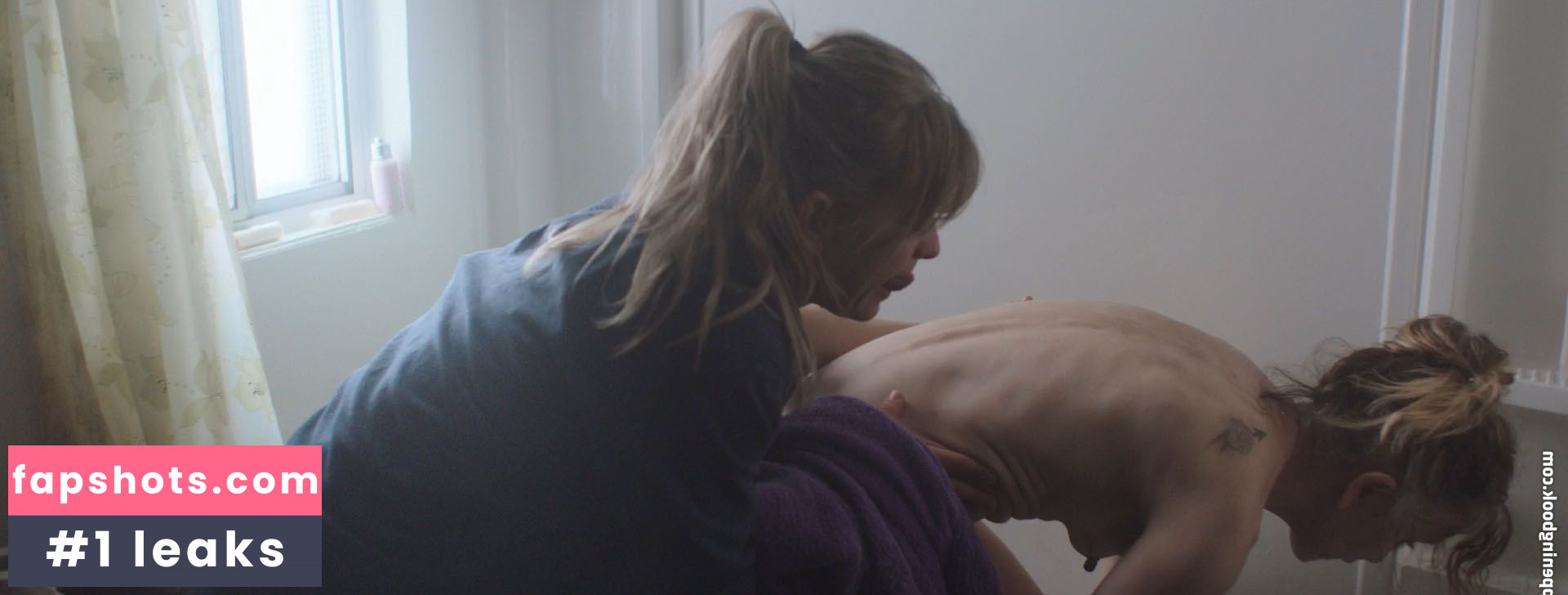 Felicity Huffman Nude Leaks OnlyFans Photos #10 - LeakJerk