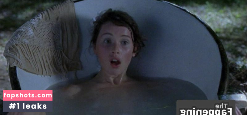 Felicity Jones gallery photo #22