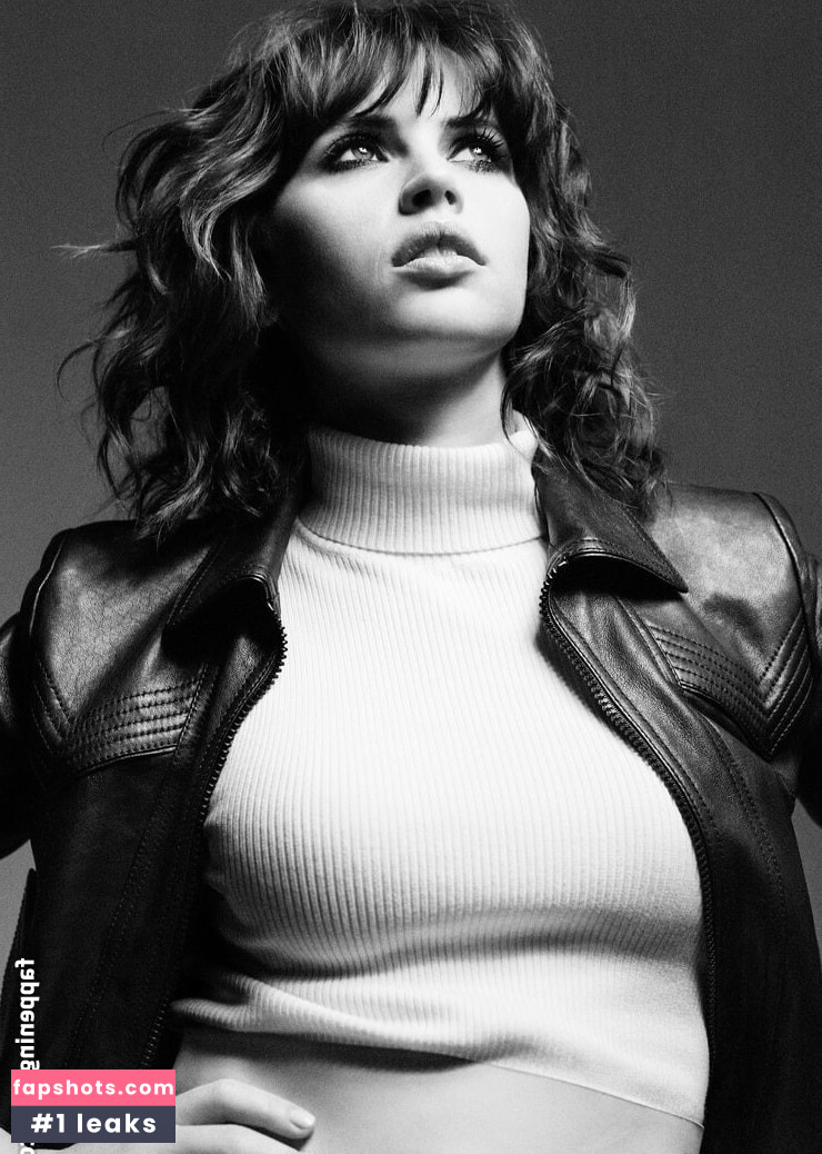 Felicity Jones gallery photo #25