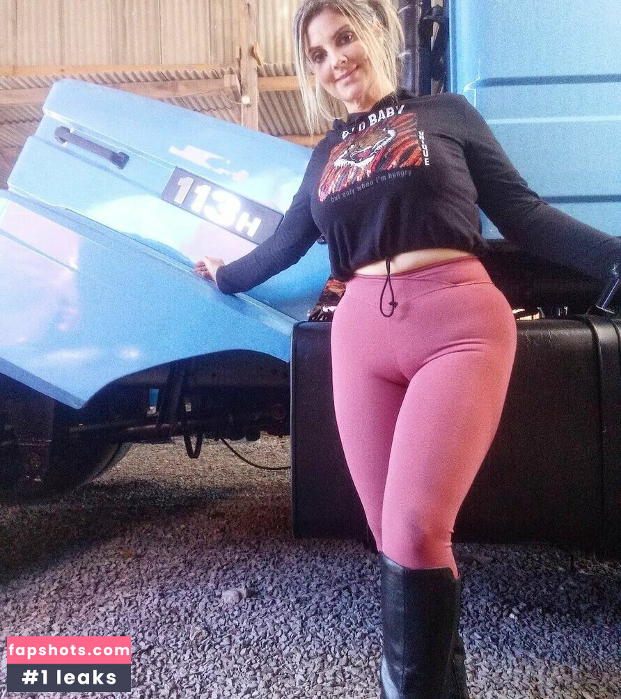 Felina_Cris gallery photo #5