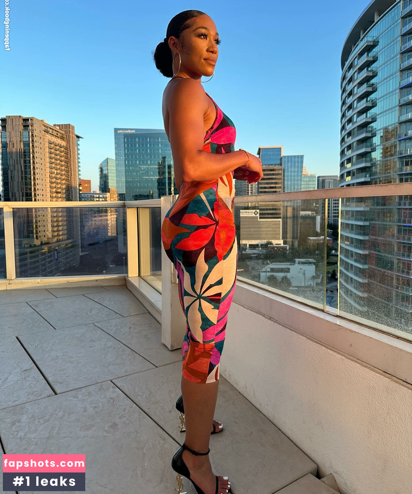 Female Boxers nude babe gallery