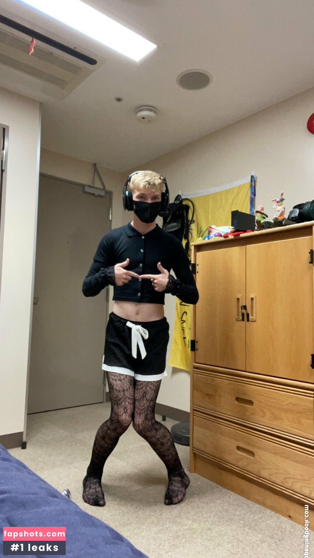 femboy-35 gallery photo #3