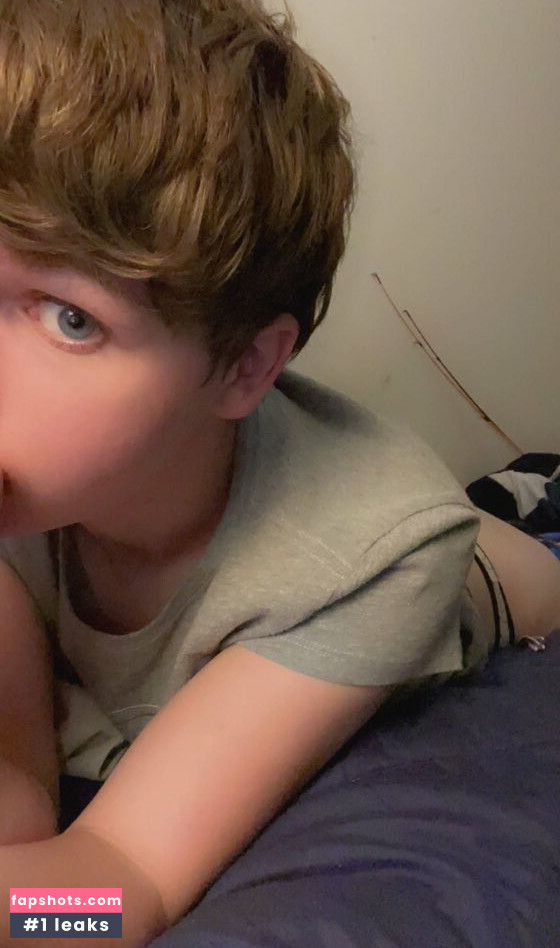 Femboy Fishing Nude Leaks OnlyFans Photos #14 - LeakJerk