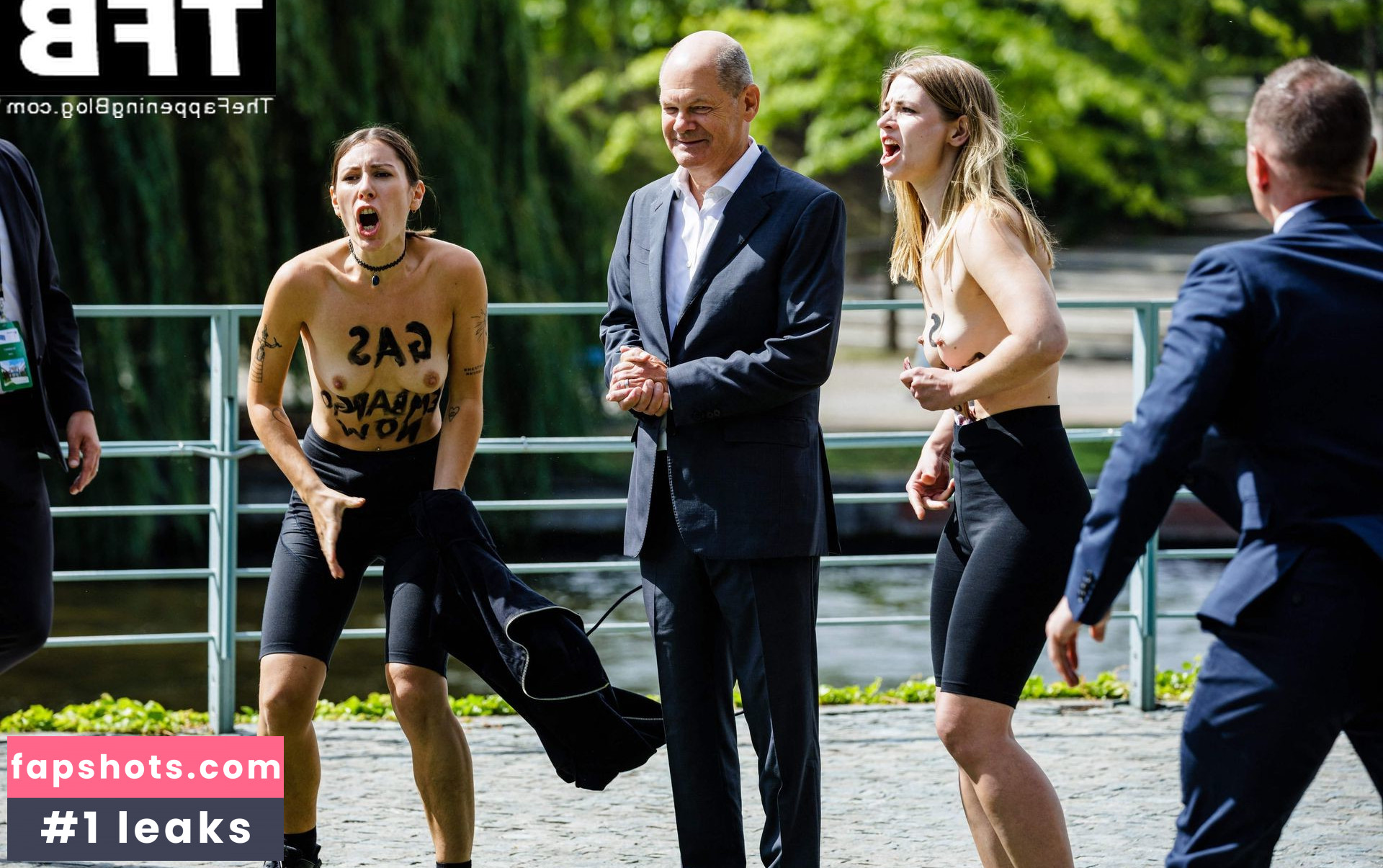 Femen gallery photo #22