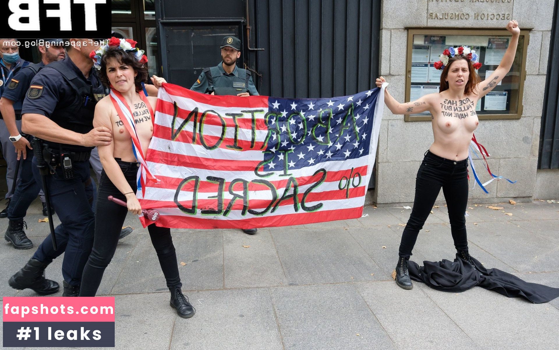 Femen gallery photo #25