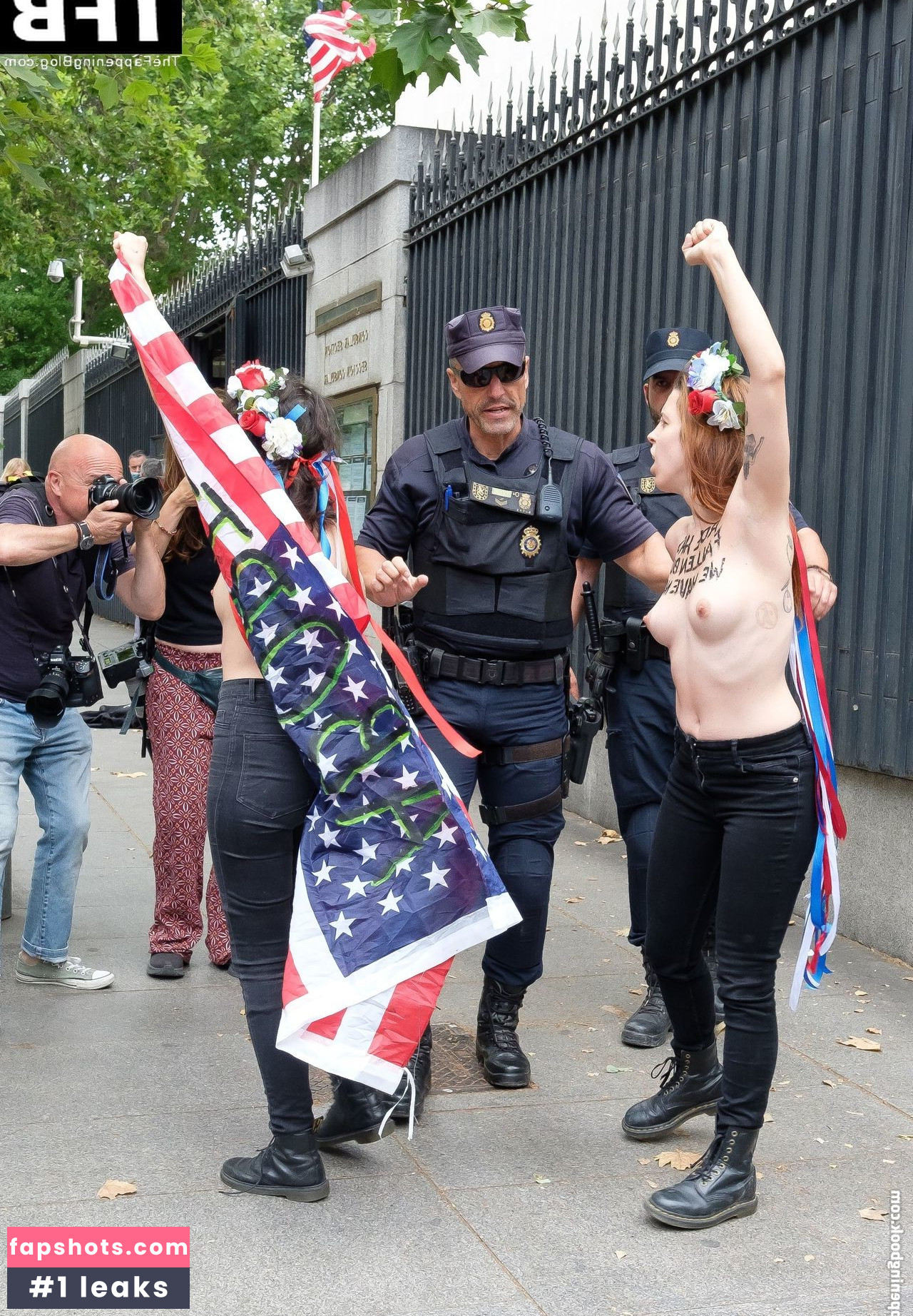 Femen gallery photo #29