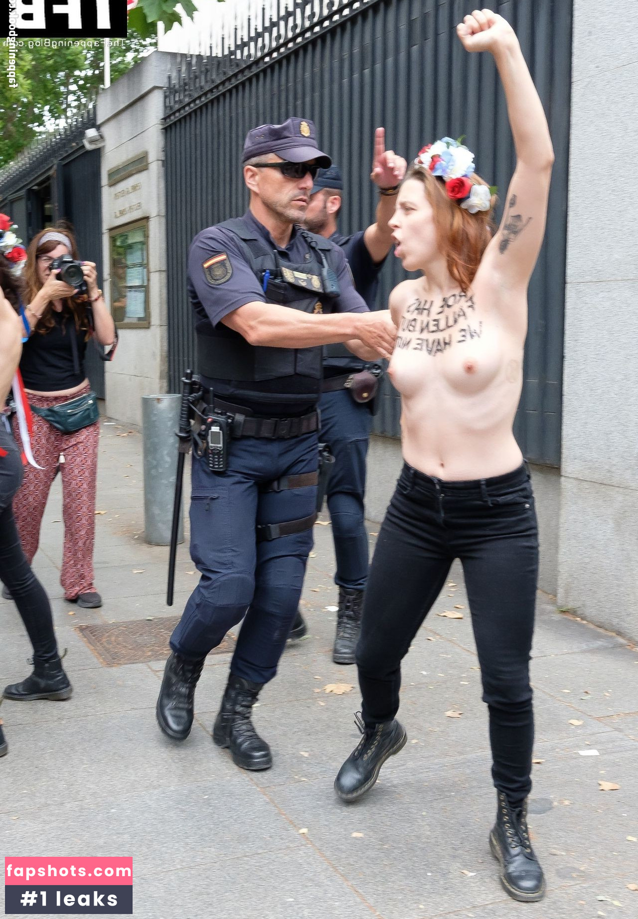 Femen gallery photo #30