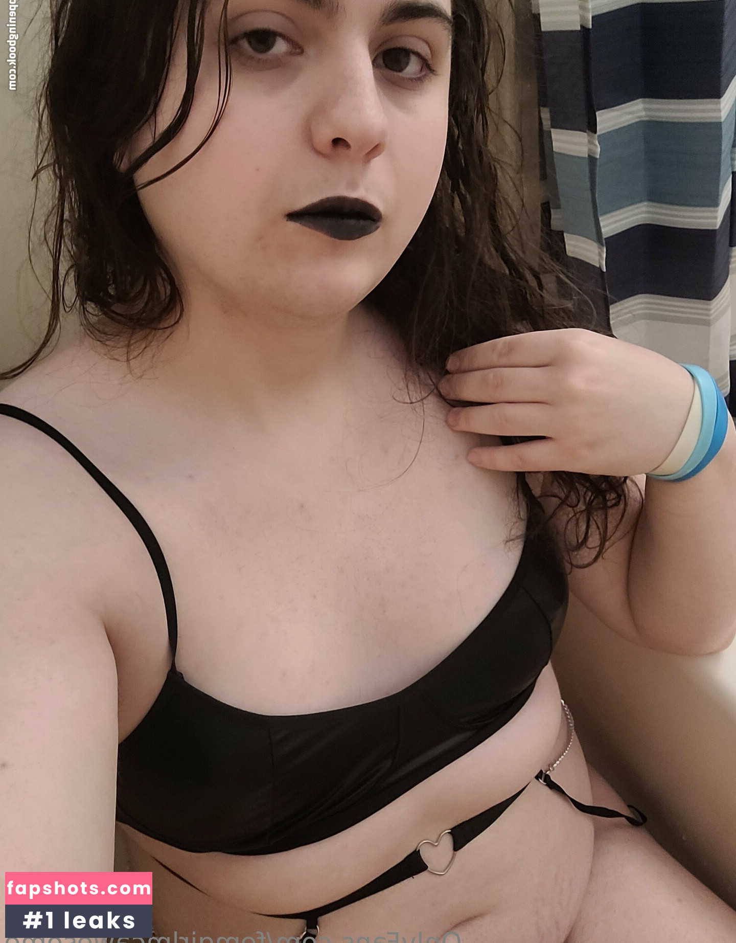 femgirlmcawesome gallery photo #3