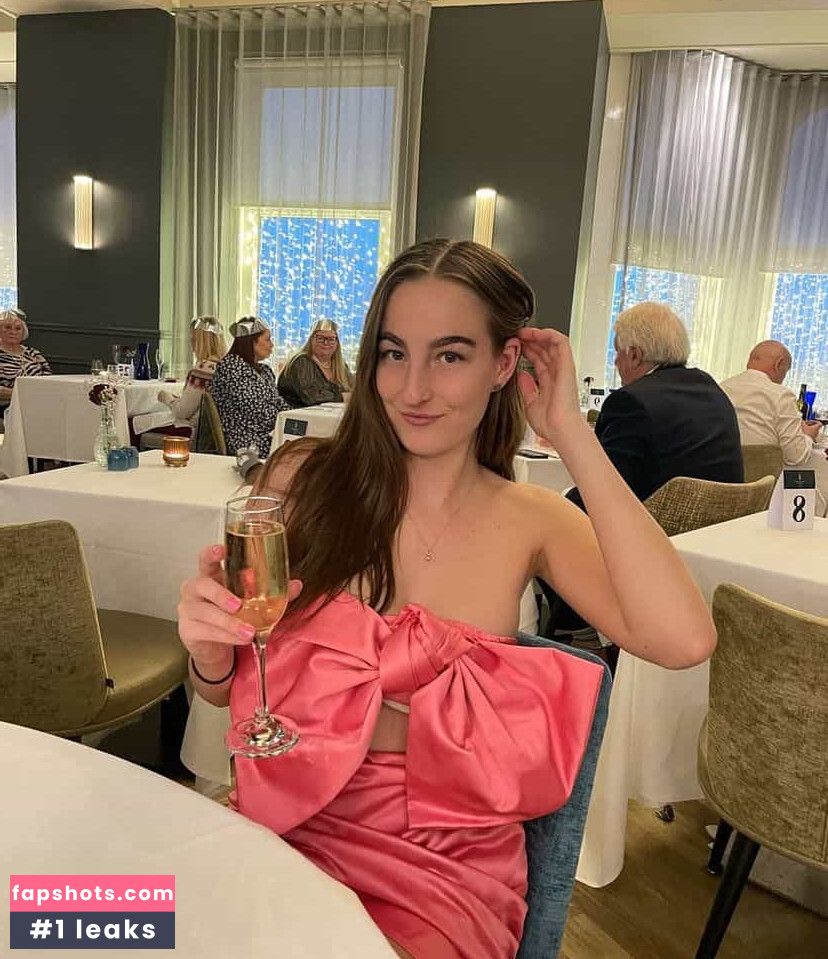 Femke Megan Nude Leaks OnlyFans Photos #16 - LeakJerk