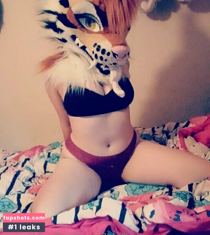 feral.tigress gallery photo #33