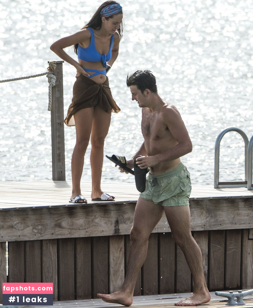 Fern Hawkins gallery photo #119