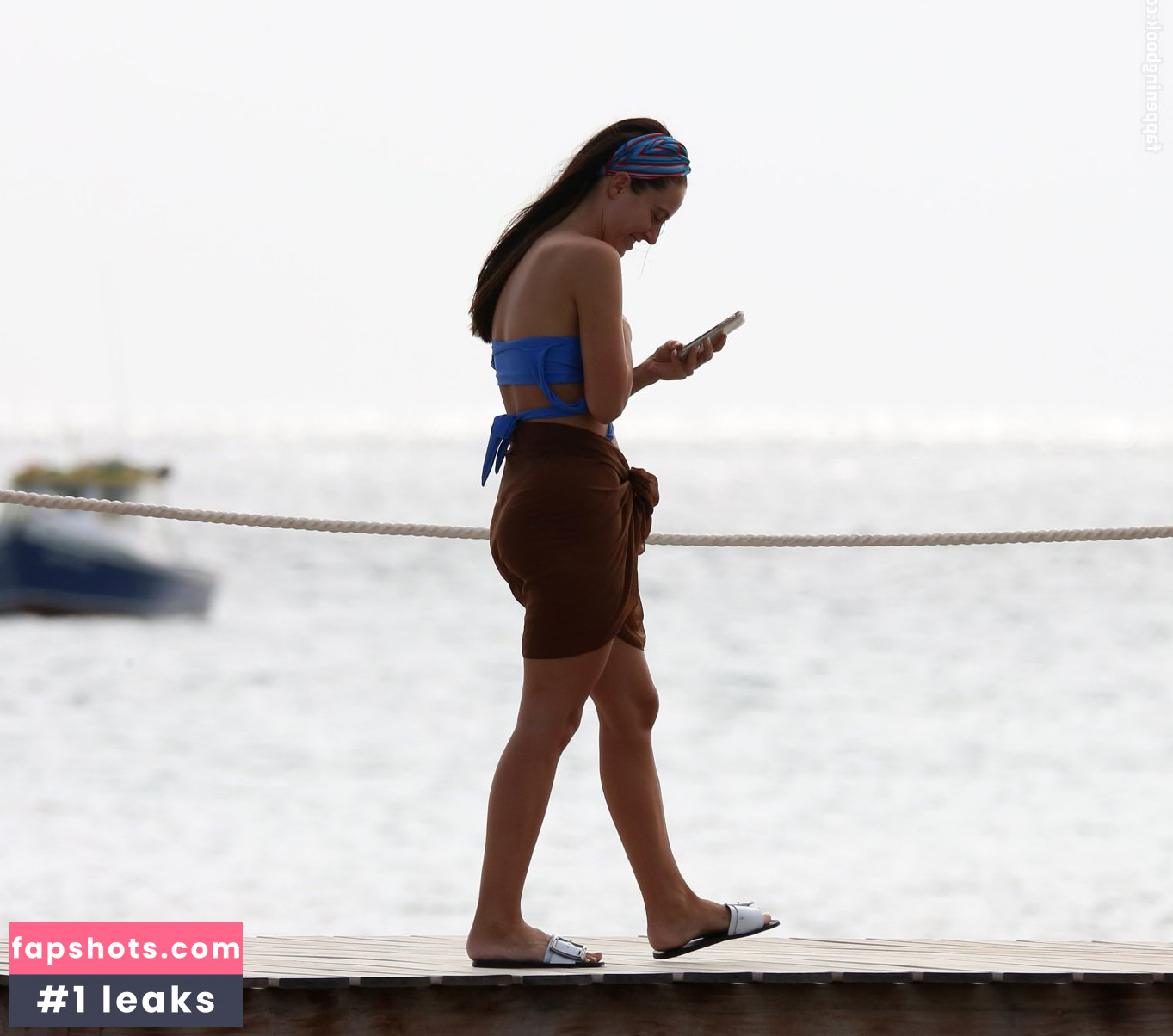 Fern Hawkins gallery photo #38