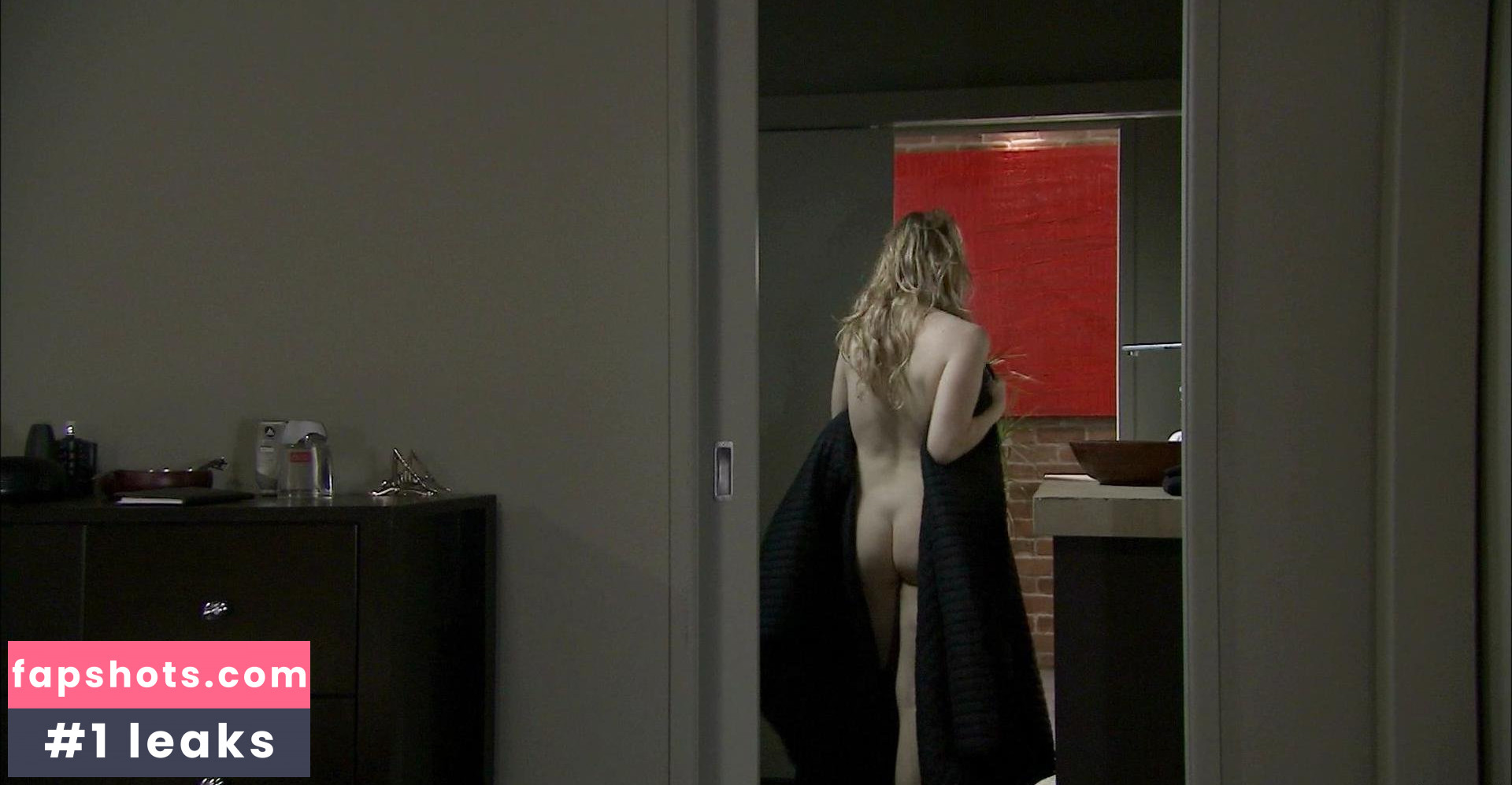 Fern Sutherland gallery photo #8