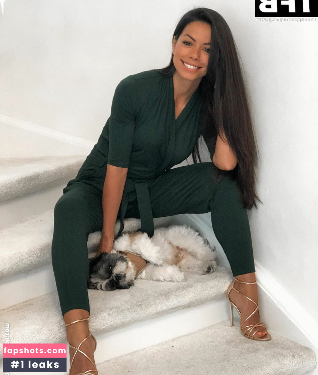 Fernanda Brandao gallery photo #14