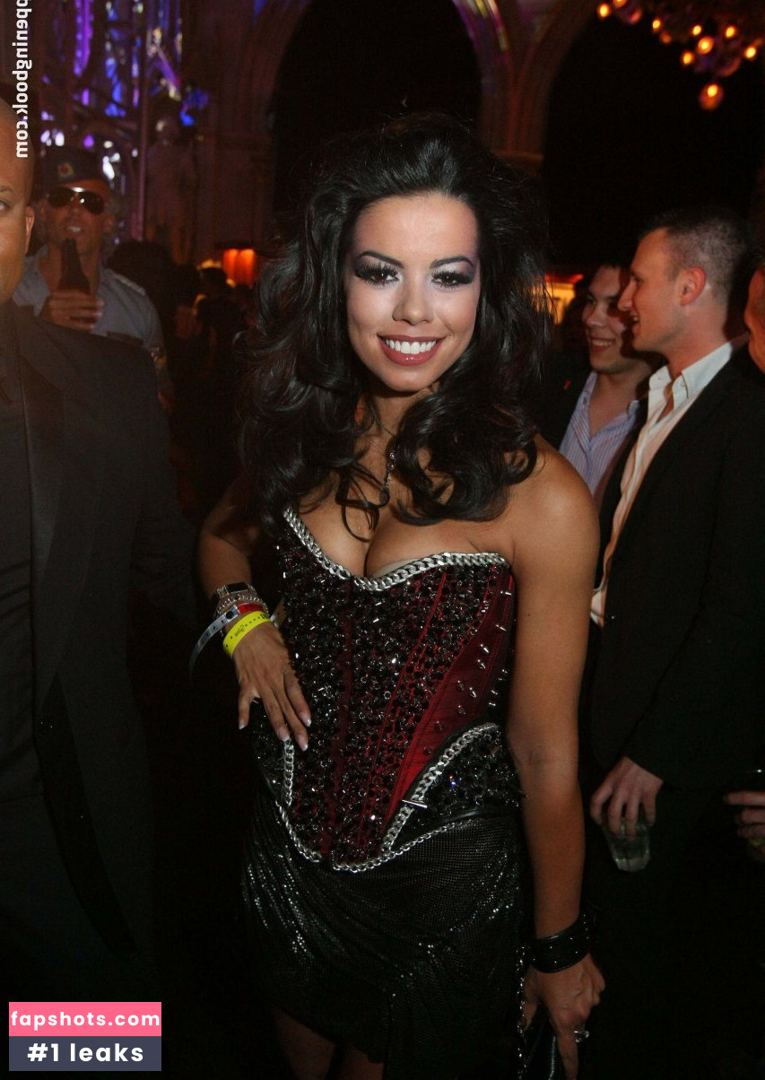 Fernanda Brandao gallery photo #161