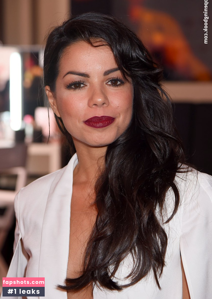 Fernanda Brandao gallery photo #201