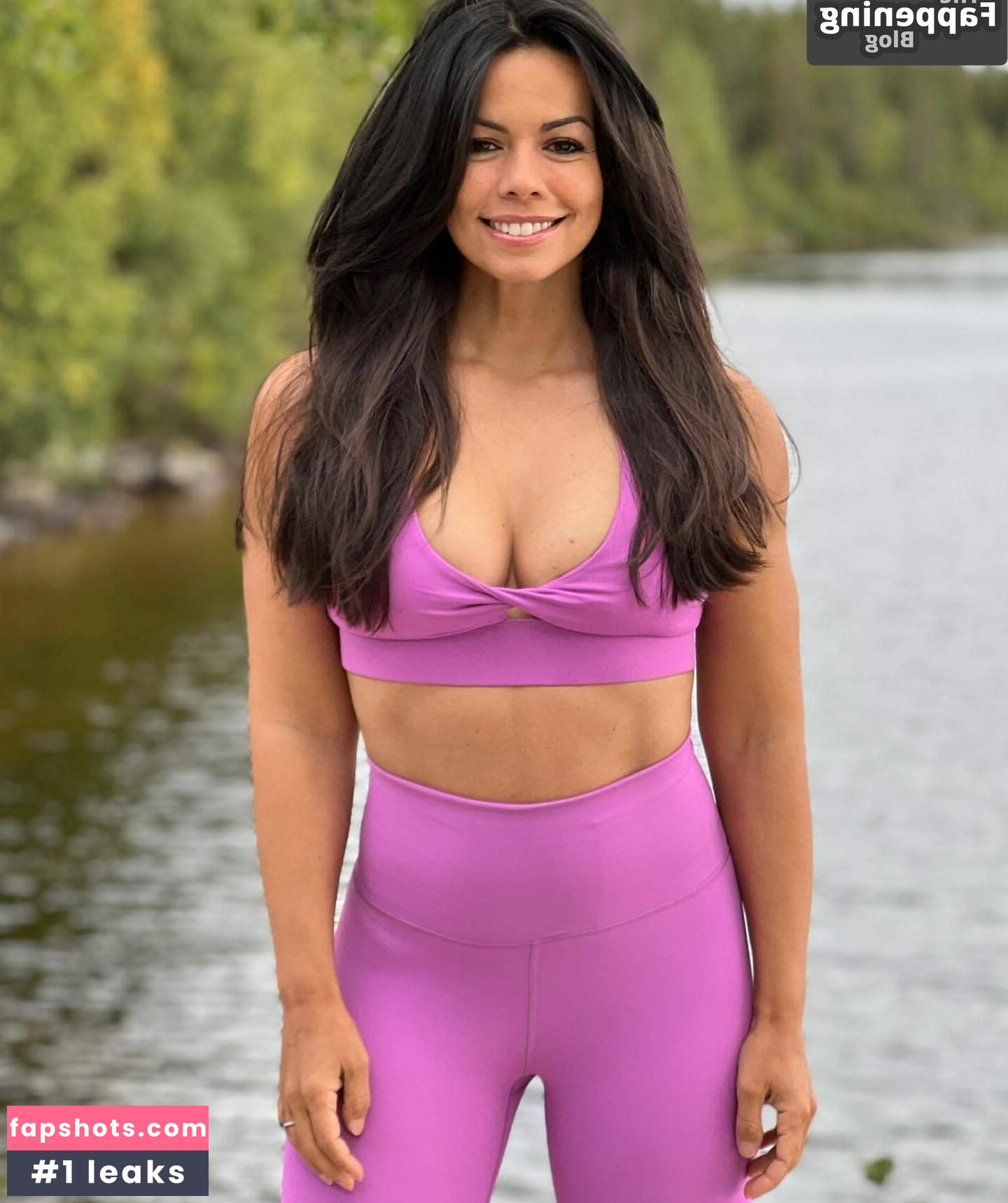 Fernanda Brandao gallery photo #5