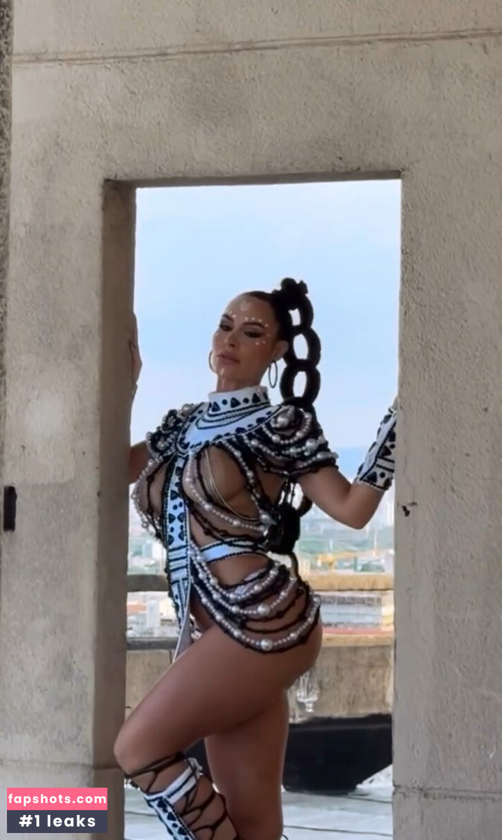 Fernanda Lacerda gallery photo #17