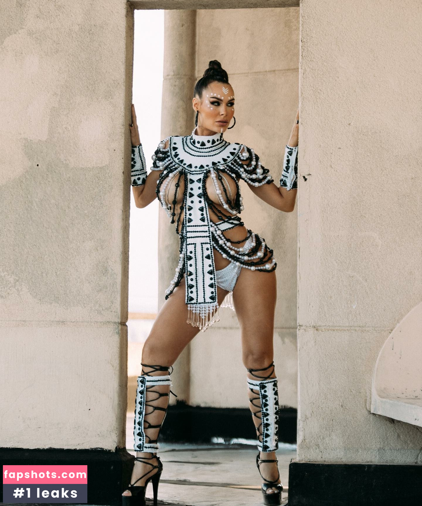 Fernanda Lacerda gallery photo #24